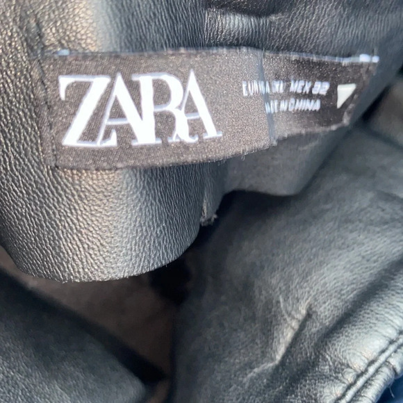 Zara black faux leather belted shorts size XLarge - Picture 7 of 7